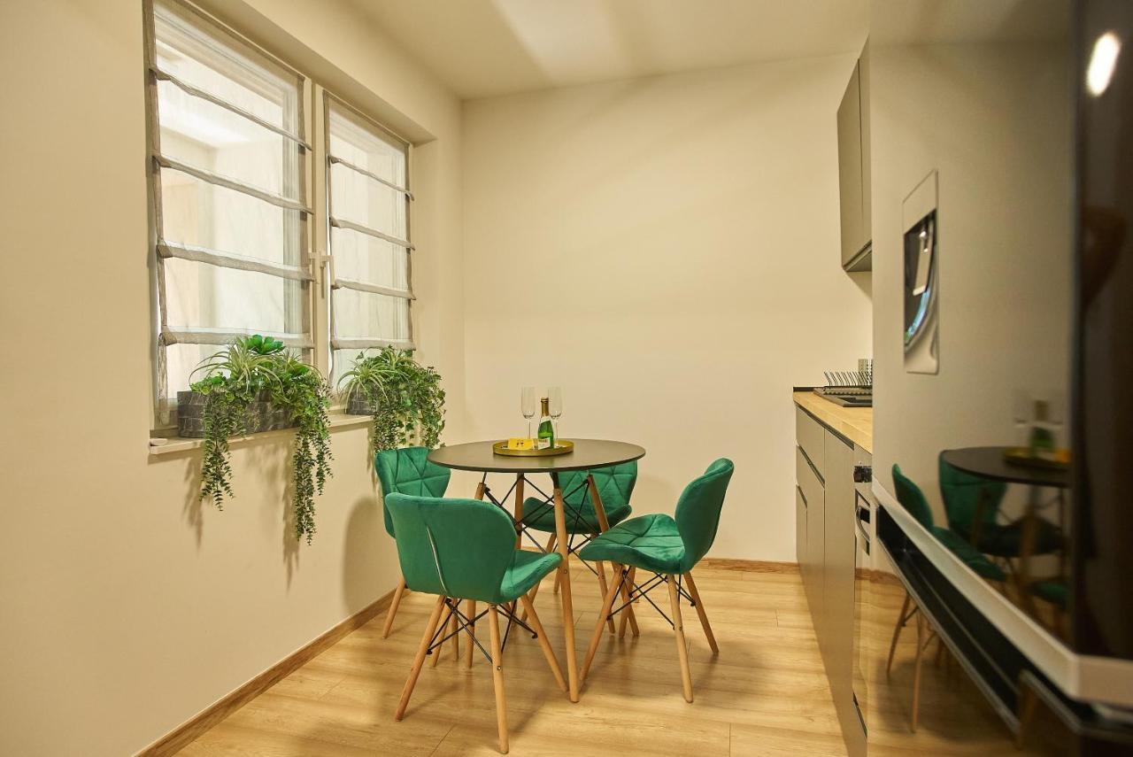 Sunlight Bronze - Szeged Apartment Exterior photo